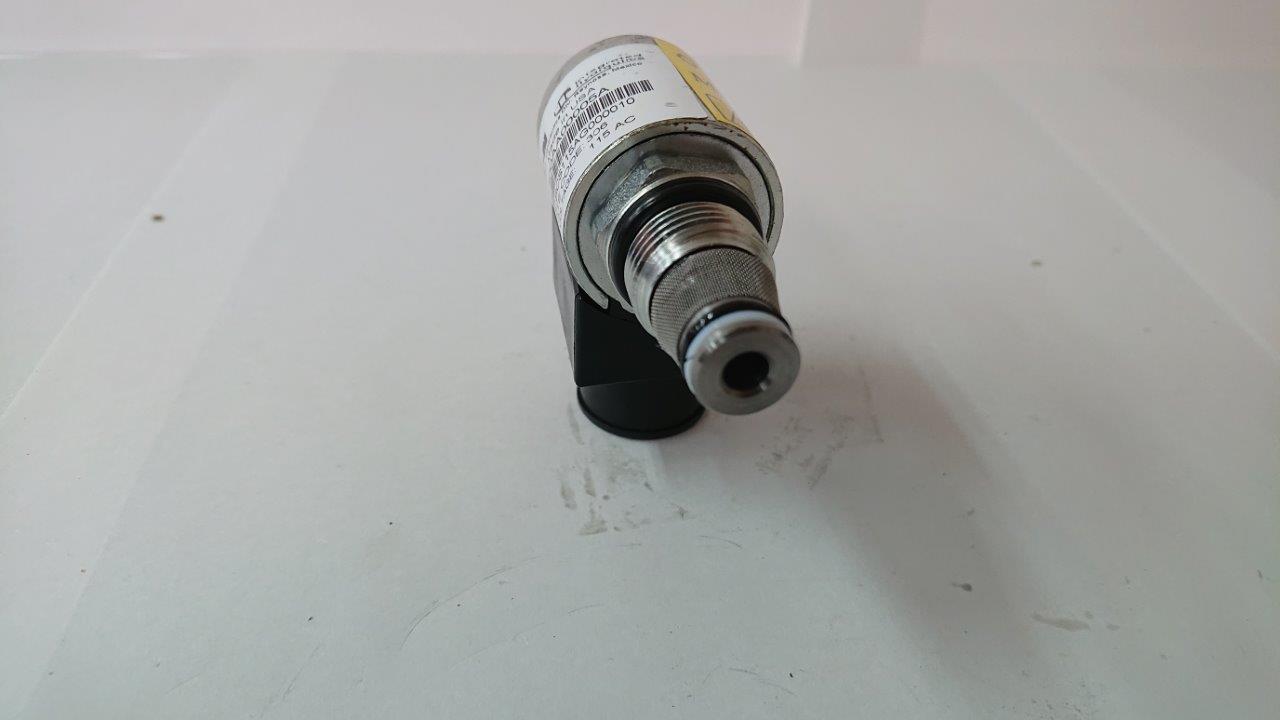 ❥道1102　享保大判 レプリカ 大人のリカバリーサンダル】「ウーフォス」の定番を黒で統一した